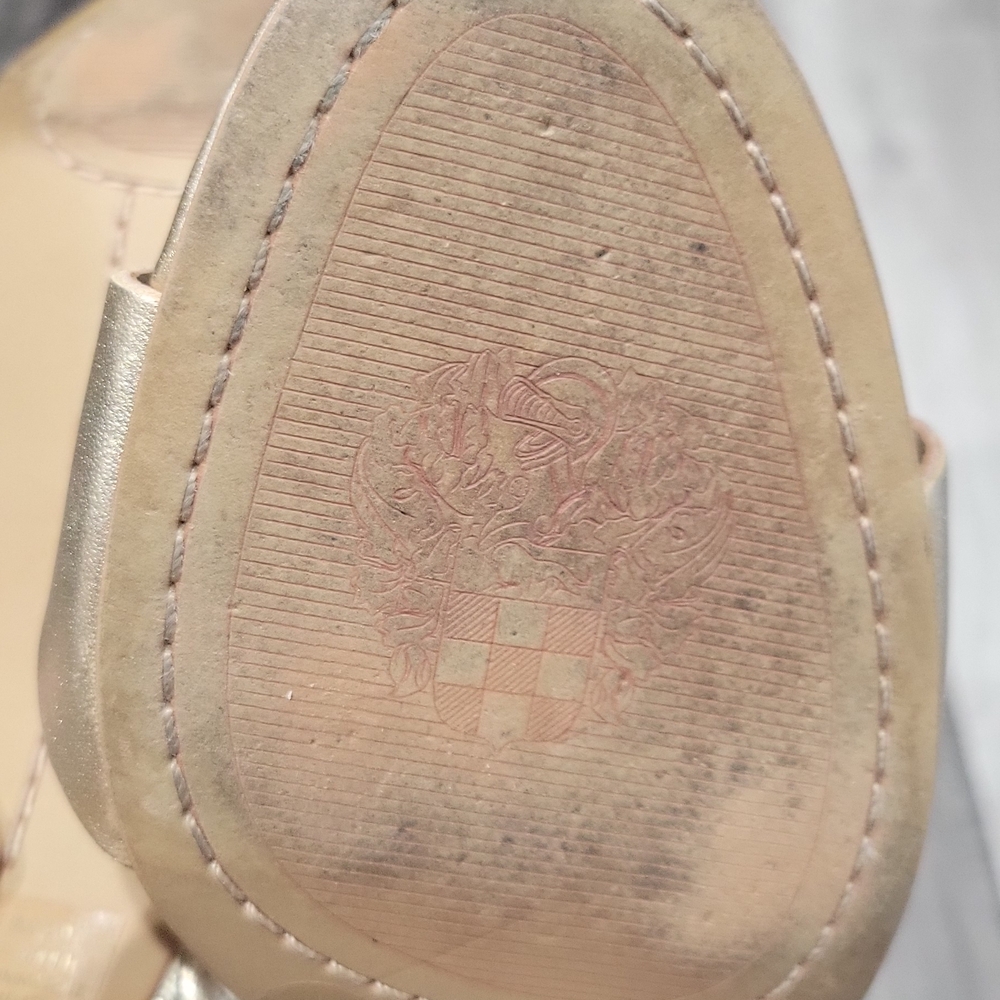 Vince Camuto Payto Heeled Sandals In Shimmery Gold - Picture 12 of 12